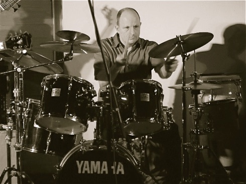 Thomas Kukulies am Schlagzeug